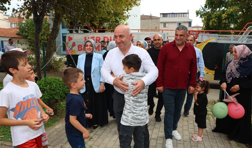 Darıca’da ‘Bir Durak Bir Mutluluk’ ile çocukların yüzü gülüyor