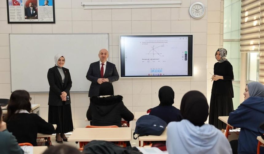 Darıca’da öğrencilerin eğitim yolculuğunda KİGEM desteği