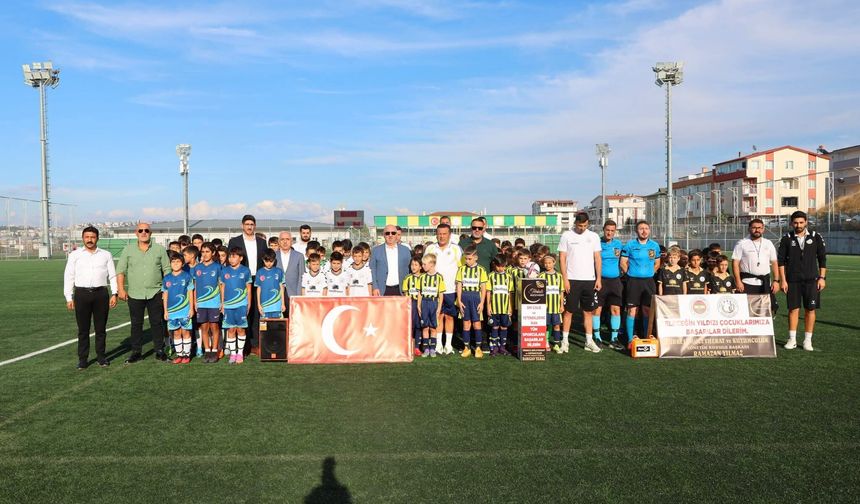 Fenerbahçe altyapı sporcuları, Darıca takımlarıyla hazırlık maçı yaptı