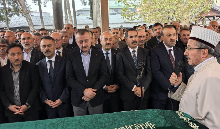 Vali Çiçek’in babaannesi dualarla ebediyete uğurlandı