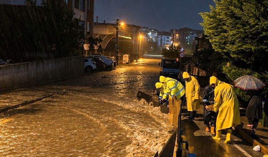 Büyükşehir teyakkuzda, ekipler görev başında