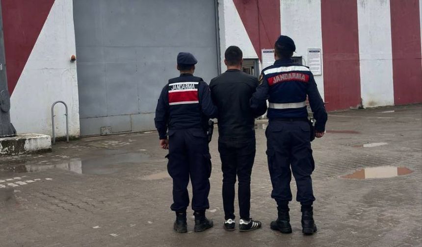 Uyuşturucu suçundan 12 yıl 6 ay hapis cezasıyla aranan şahıs Gebze’de yakalandı
