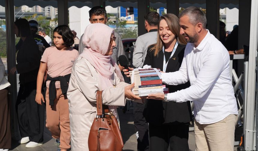 Kocaeli Kitap Fuarı’nda kitap sevgisi milyonu aştı