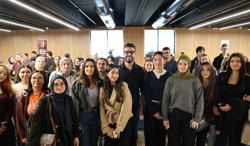 Ünlü eğitmenlerden gençlere başarı tüyoları