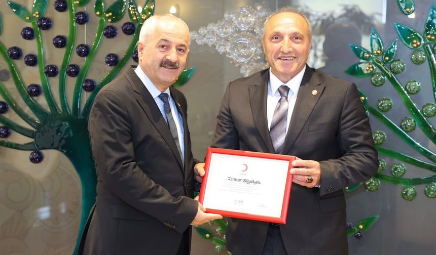 Kızılay’dan, Başkan Büyükgöz’e teşekkür