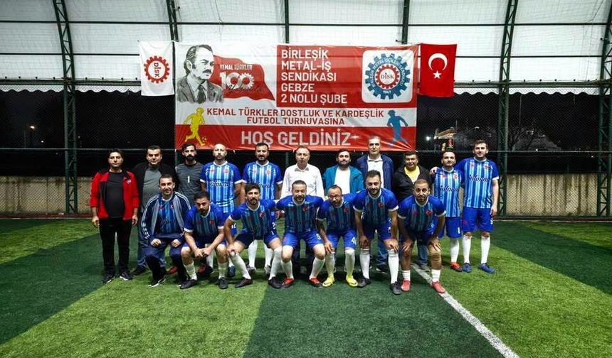 Kemal Türkler Dostluk ve Kardeşlik Futbol Turnuvası başladı