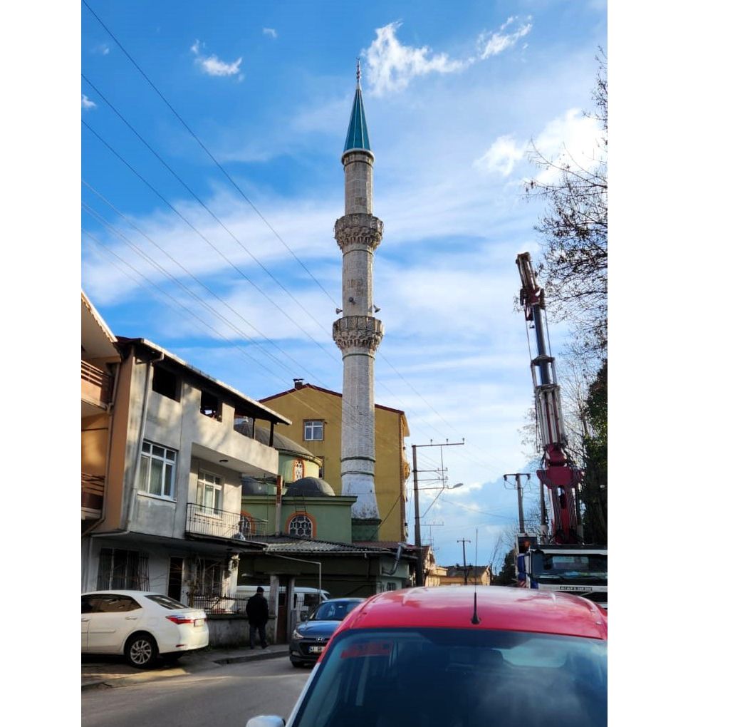 Tehlike oluşturan minarelere müdahale