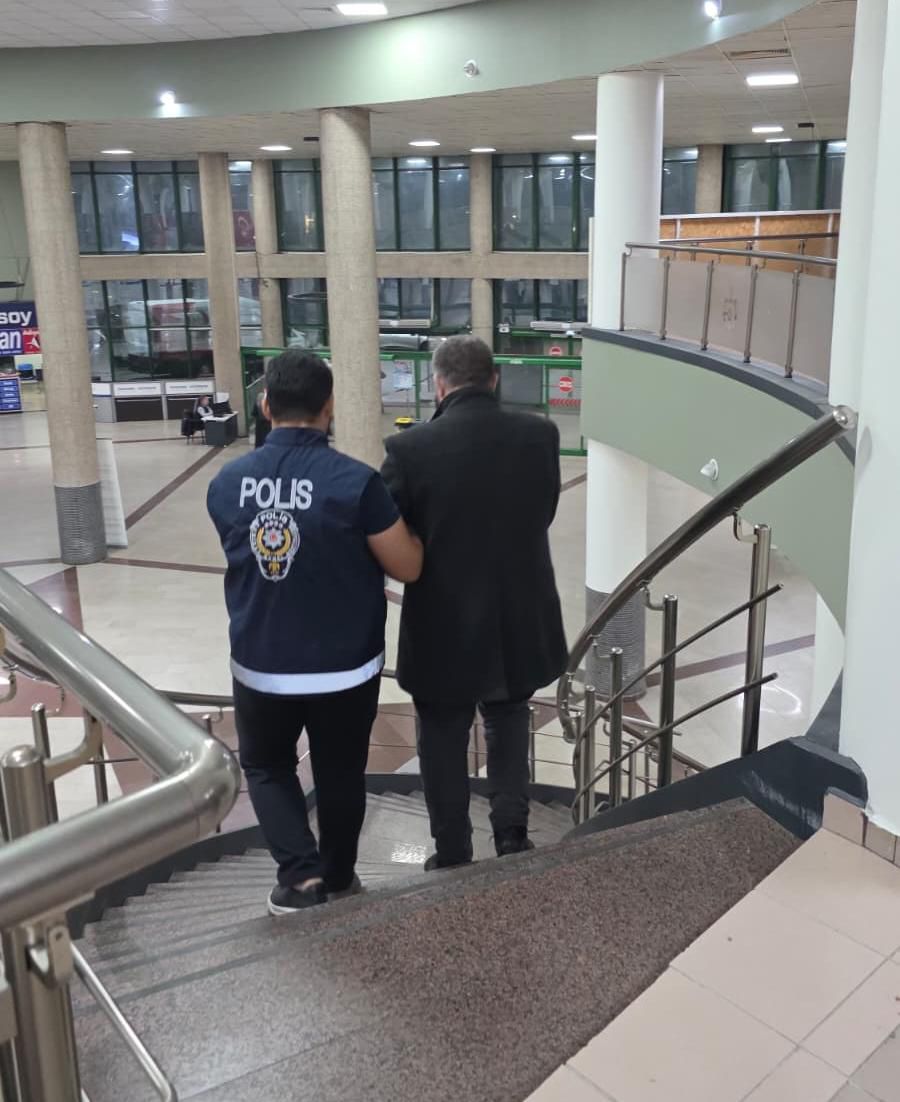 Çeşitli suçlardan 27 yıl hapisle aranan şahıs yakalandı
